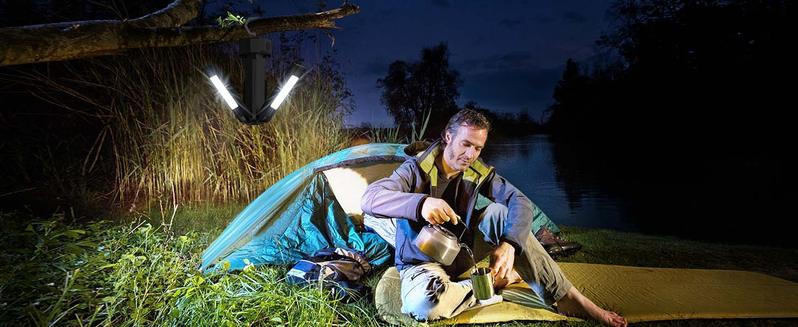 Lâmpada de acampamento multifuncional dobrável - Luz compacta para grandes aventuras