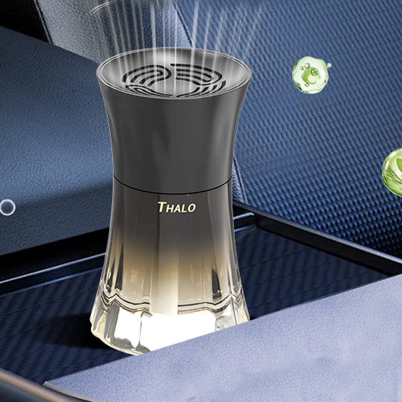 Light Luxury 100ml Liquid Aromatherapy Car Air Freshener Long Lasting Portable Glass Model Customizable Logo Car Perfume