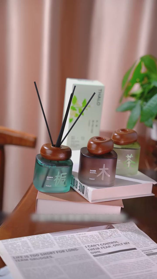 Long-Lasting Fire-Free Rattan Perfume Glass Air Purifier Home Bedroom Freshener Aromatherapy Fragrance